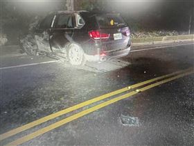 確診男居隔偷跑撞車　一句話嚇壞警消（圖／翻攝畫面）