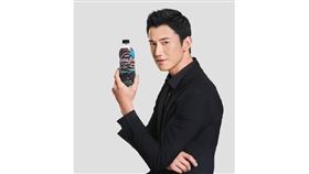 ▲一手好握瓶身與新潮時尚包裝，UCC 艾洛瑪系列升級新登場！（圖／業者提供）