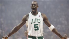 ▲賈奈特（Kevin Garnett）似乎不太認同湖人的新任教練人選。（圖／美聯社／達志影像）