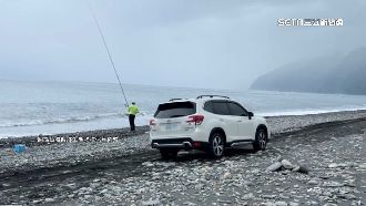 釣客硬闖小燕鷗保護區　志工氣炸飆罵