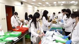 蔡英文總統視察北榮，藥師包藥