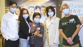 陳淑芳,柯素雲,邱凱偉,Darren,高山峰,傅小芸。（大愛提供