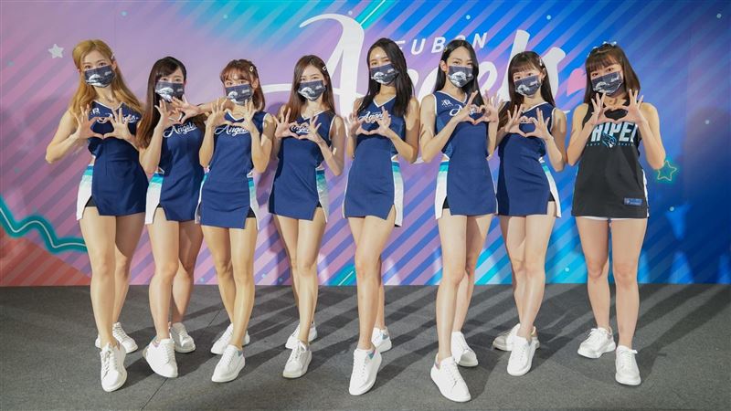 Angels攜手直播平台　粉絲嗨翻