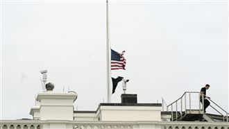 德州校園槍擊21死　白宮降半旗哀悼