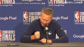 ▲勇士總教練柯爾（Steve Kerr）對槍擊案表示憤怒。（圖／AP／NBA, GOLDEN STATE WARRIORS 授權）