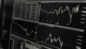 ▲理財專家表示，建議現階段投資一定要把握「抗震」與「抗通膨」兩大主軸。（示意圖／翻攝自Pixabay）