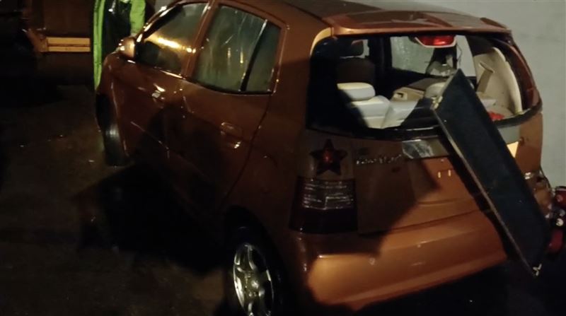 豪大雨釀災！龜山土石崩塌1車遭砸毀