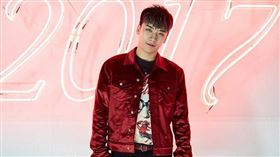 勝利　BIGBANG臉書