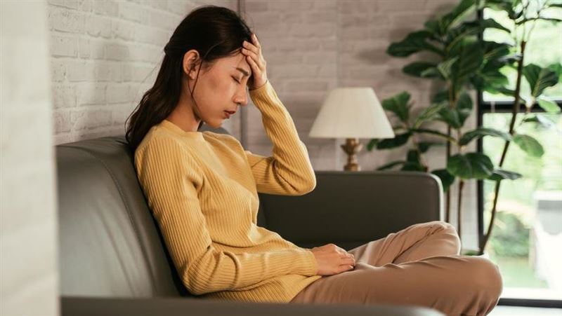 頭痛不止怎麽辦？專家示警「6徵兆」
