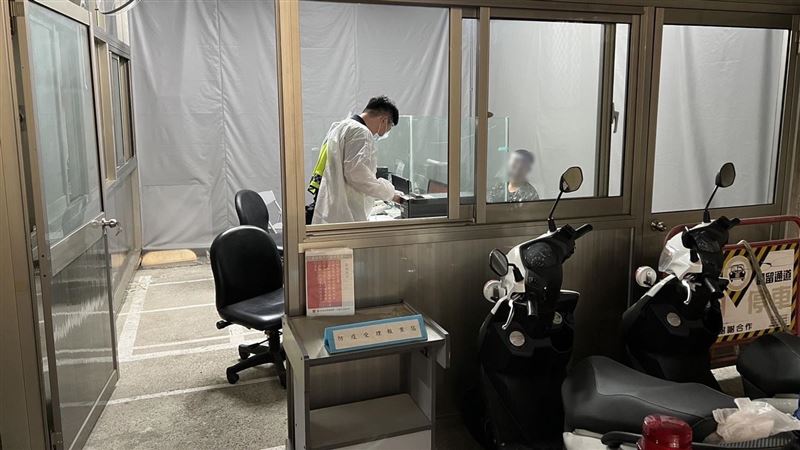 確診男鬧急診室　警一查：正被通緝中