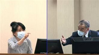 立院爆衝突！邱國正、李貴敏拍桌互嗆