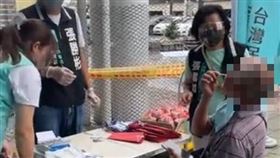 民眾黨張雪如，發給街友快篩，6人篩3人確診 (圖／翻攝自張雪如臉書)