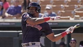 ▲岡薩雷茲（Oscar Gonzalez）大聯盟生涯首打席就敲安。（圖／美聯社／達志影像）