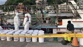 漁船運上噸毒品原料遭逮！市價13億