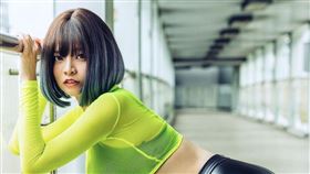 郭鬼鬼在IG中曬出「逢胸化吉」哏。（圖／翻攝自郭鬼鬼IG）