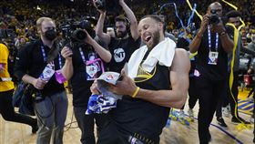 ▲柯瑞（Stephen Curry）獲得史上首屆「西冠MVP」。（圖／美聯社／達志影像）