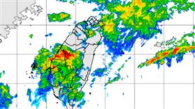 又一波雷雨彈來了！台中、苗栗留意劇烈天氣 (圖/翻攝自氣象局)