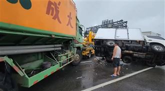 暴雨釀禍！國3和美段3車禍撞14車