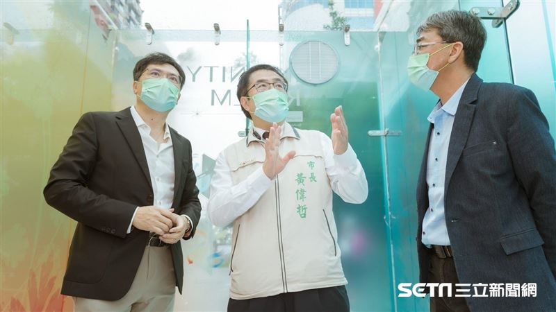 「光之國度」開展！黃偉哲大聊台南史