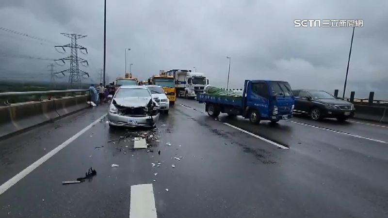 國3「一連5車禍」18車毀損釀3傷