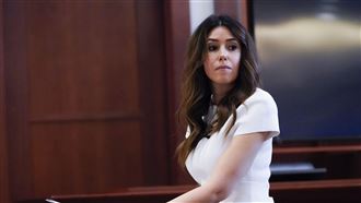 安柏赫德毀他一生！卡蜜兒讓強尼笑了