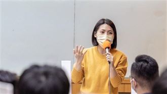 徐巧芯說這句話後　警秒不開單讓她走