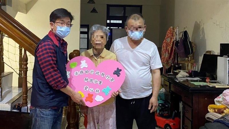 6歲小妹欠健保費　意外查出可憐身世