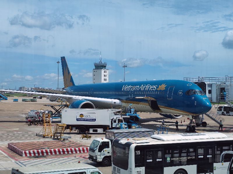 越南航空VN570（胡志明往桃園、ETA21:05）及VN578（河內往桃園、ETA21:10）等2到場航班，因巴威颱風路徑北偏、也有減弱情形，規劃恢復正常執行。(資料照)