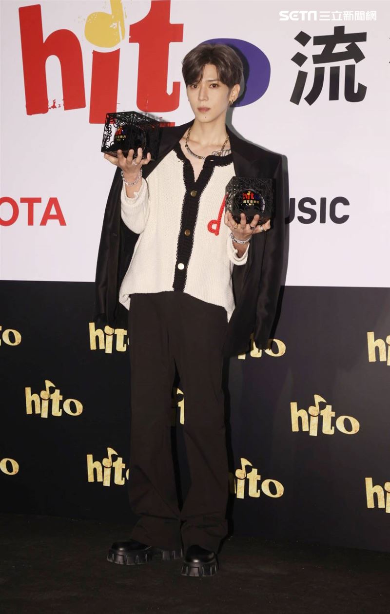 2022流行音樂獎Bii畢書盡。（記者邱榮吉.楊澍/攝影）