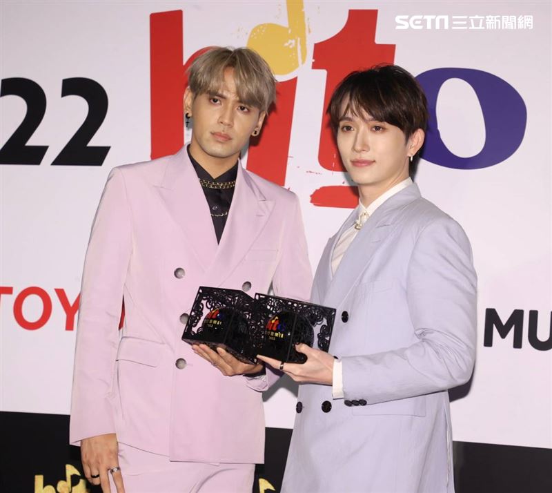 2022流行音樂獎九澤 CP。（記者邱榮吉.楊澍/攝影）