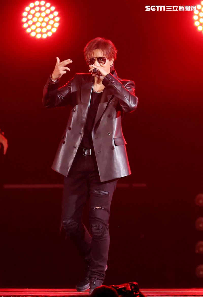 因為感情糾紛，導致形象受損暫停演藝工作的羅志祥，昨重返2022流行音樂獎頒獎典禮舞台演。（記者邱榮吉.楊澍/攝影）