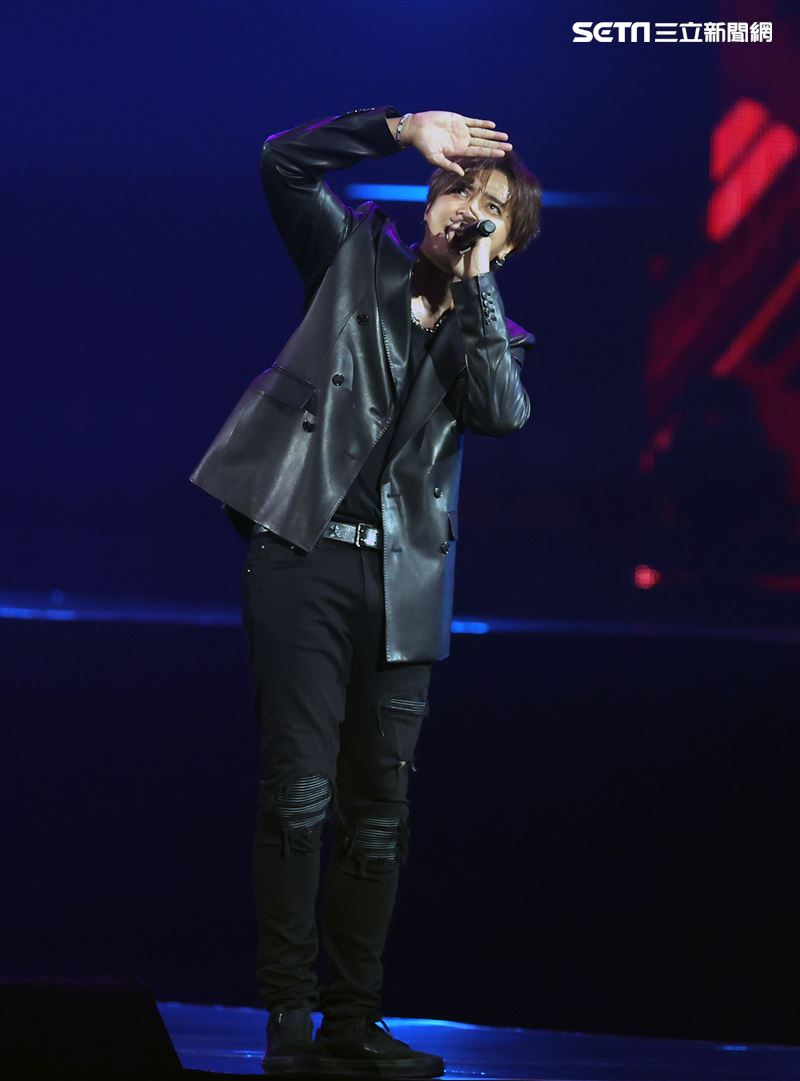 因為感情糾紛，導致形象受損暫停演藝工作的羅志祥，昨重返2022流行音樂獎頒獎典禮舞台演。（記者邱榮吉.楊澍/攝影）