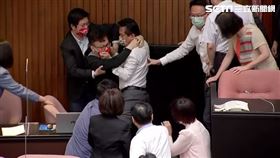 立法院審國務機要費除罪爆衝突 國民黨 民進黨