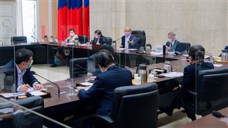 蘇揆：快篩實名制第二輪6/6啟動