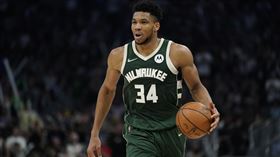 ▲公鹿球星「字母哥」安戴托昆波（Giannis Antetokounmpo）。（圖／美聯社／達志影像）