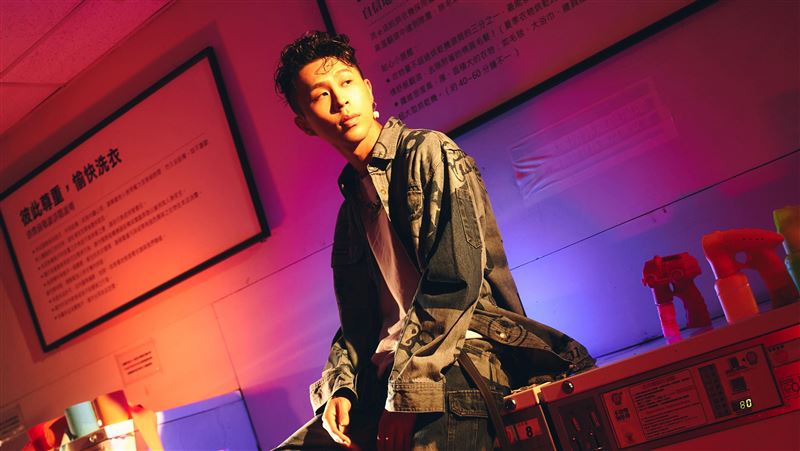男星對女友「開槍」　認了：太暴力