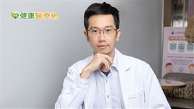 中山醫院小兒科吳其穎醫師提醒，Omicron症狀百變，難以透過特定症狀來判定是否確診。