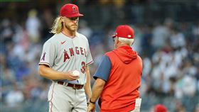 ▲辛德加（Noah Syndergaard）首局挨轟，僅投2.1局退場。（圖／美聯社／達志影像）