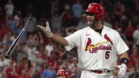 ▲普侯斯（Albert Pujols）敲出再見高飛犧牲打。（圖／美聯社／達志影像）