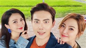 許鈞鈞、余秉諺。（翻攝自臉書