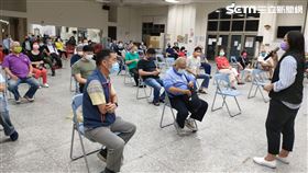 新北住都中心廣徵都更人員。（圖／新北住都中心提供）