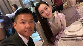 范瑋琪（右）與陳建州（左）鶼鰈情深。（圖／翻攝自范瑋琪臉書）