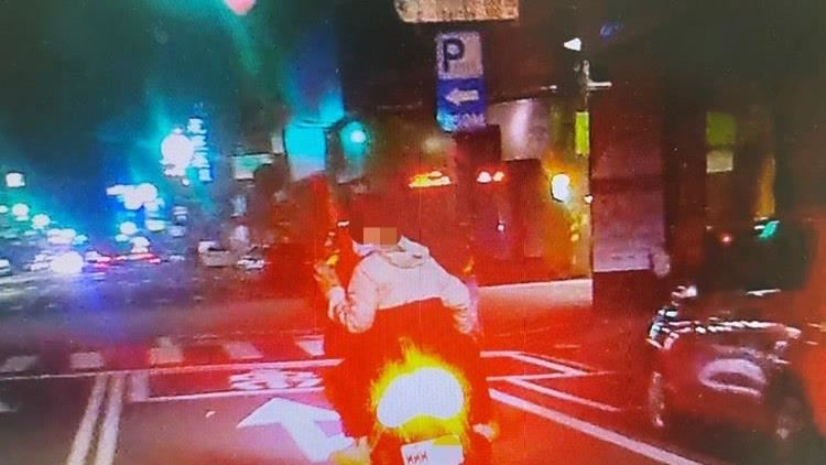 海軍2士官翹班吃宵夜！5長官也慘了
