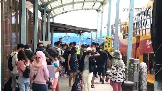 連假小琉球塞爆！浮潛業者加強清消