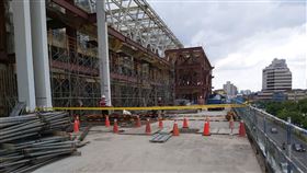 南港機廠社宅傳出墜樓事件 翻攝