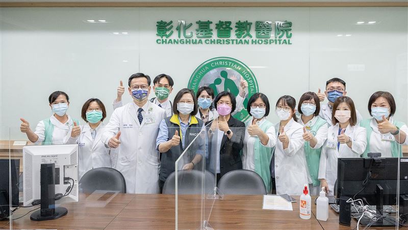 小英赴彰化　醫護喊：我們都是817