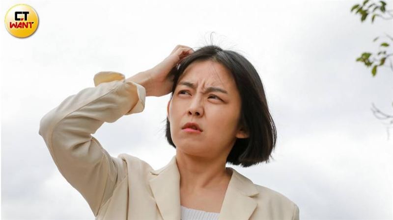 確診解隔上班！女「1舉止」嚇到同事