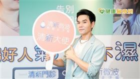 若有腋下多汗或狐臭困擾的民眾，目前全台相關醫療院所已有專業「清新門診」，民眾可直接上網搜尋查詢就近院所，接受專業醫師諮詢及協助，方能早日輕鬆擺脫腋下問題之苦。