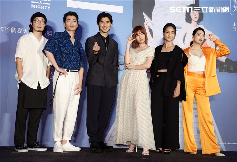 陳柏霖、郭雪芙、侯彥西、阿喜（林育品）、陳雪甄、許富翔導演出席isney  首部原創台劇「正義的算法」發布記者會，。（記者邱榮吉/攝影）