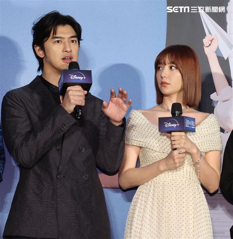 陳柏霖、郭雪芙出席「正義的算法」發布記者會。（記者邱榮吉/攝影）